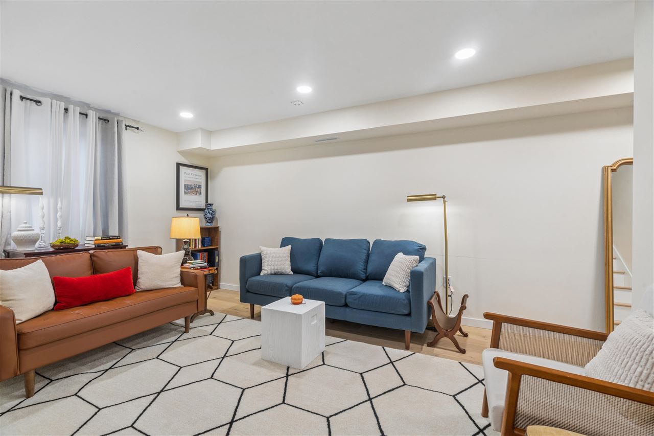 7306 Walden Road NE Cedar Rapids IA 52402