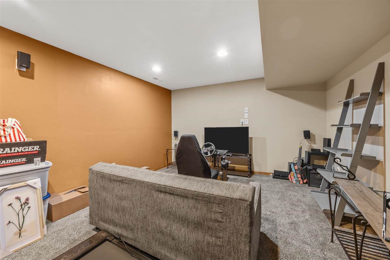 187 Alydar Drive North Liberty IA 52317