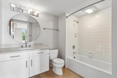 2222 NE 1st Avenue Cedar Rapids IA 52402