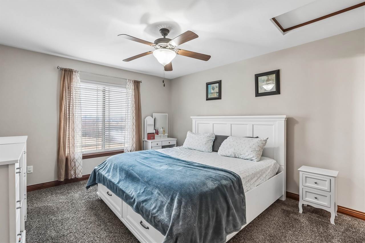 1468 Marilyn Drive North Liberty IA 52317