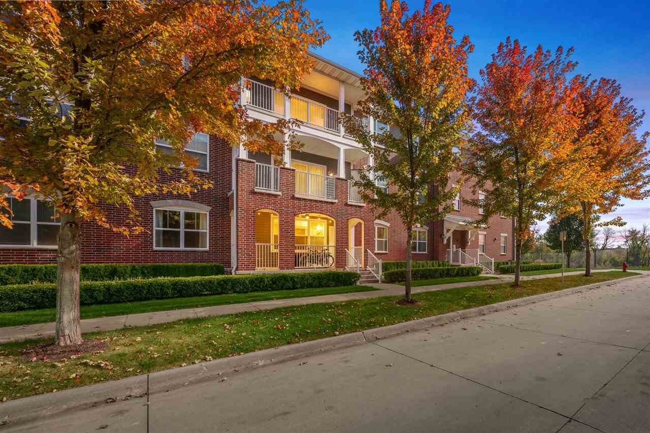 2184 Willenbrock Circle Iowa City IA 52245