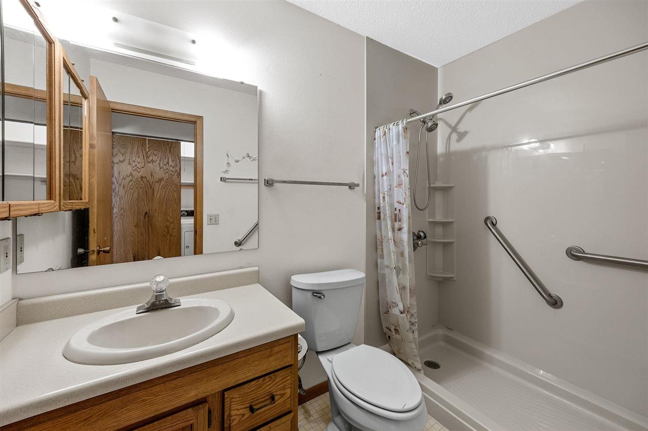 2414 Walden Court Iowa City IA 52246