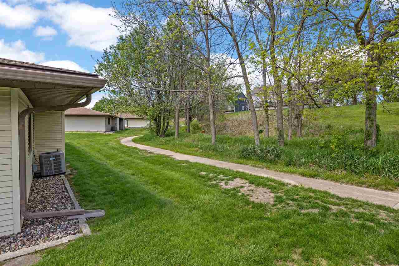 2414 Walden Court Iowa City IA 52246