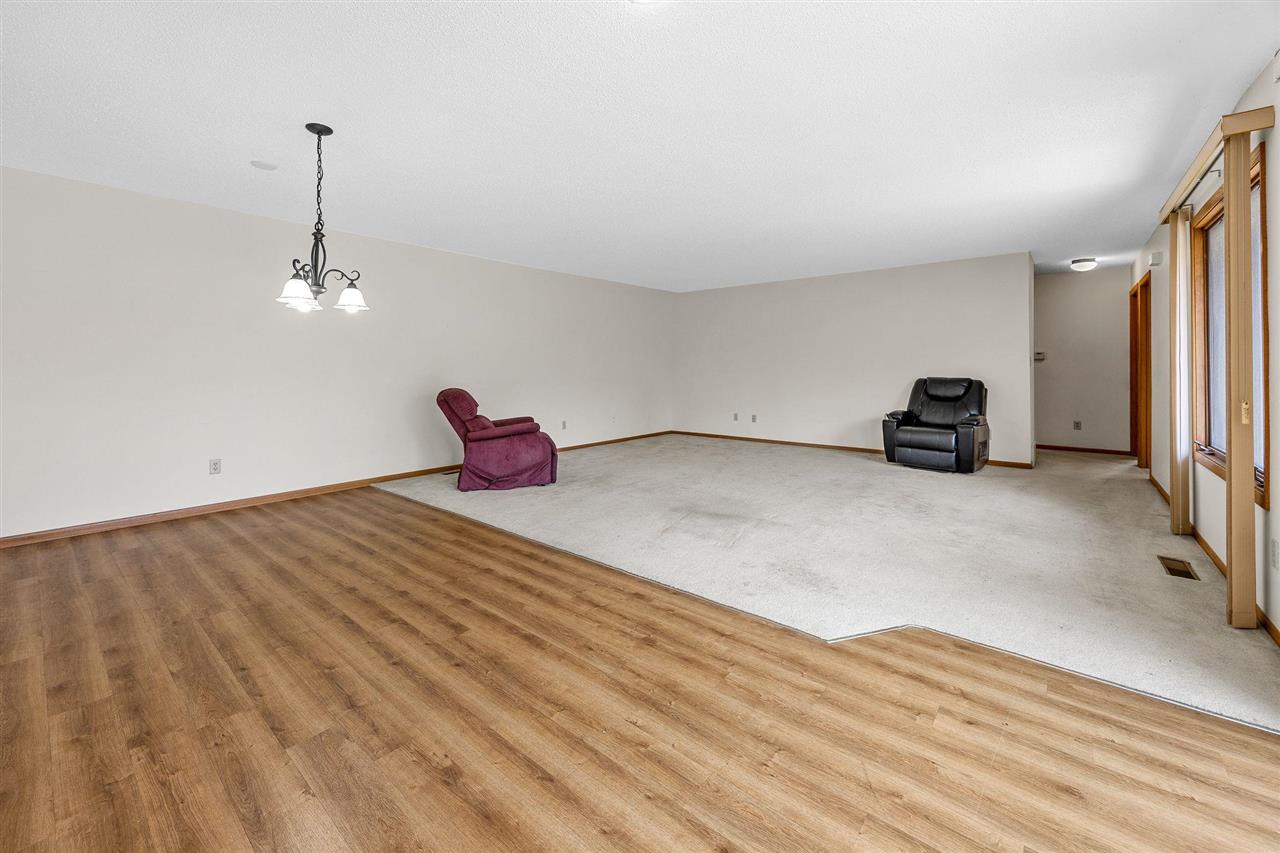 2414 Walden Court Iowa City IA 52246