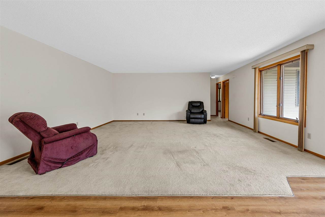 2414 Walden Court Iowa City IA 52246