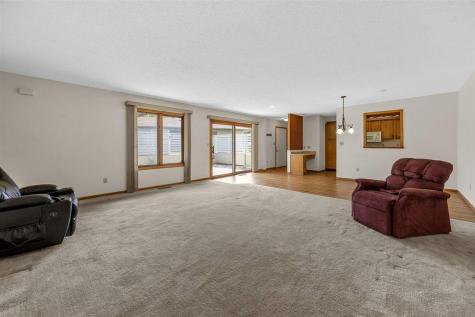 2414 Walden Court Iowa City IA 52246