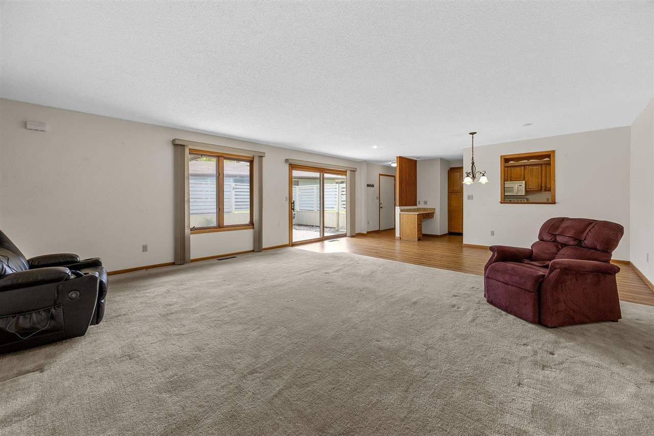 2414 Walden Court Iowa City IA 52246