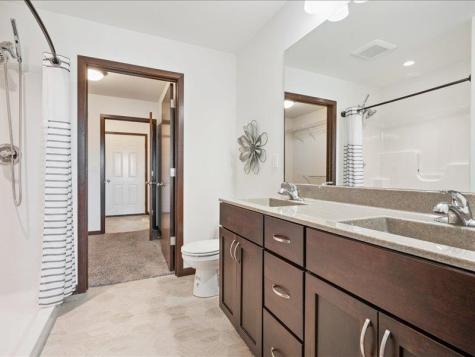 3602 Bluebird Drive SW Cedar Rapids IA 52404