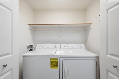 1009 Twilight Drive North Liberty IA 52317