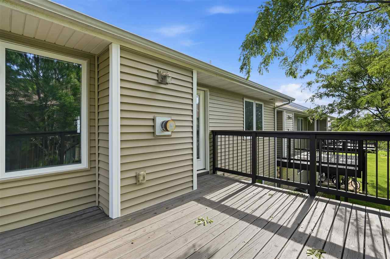 1009 Twilight Drive North Liberty IA 52317