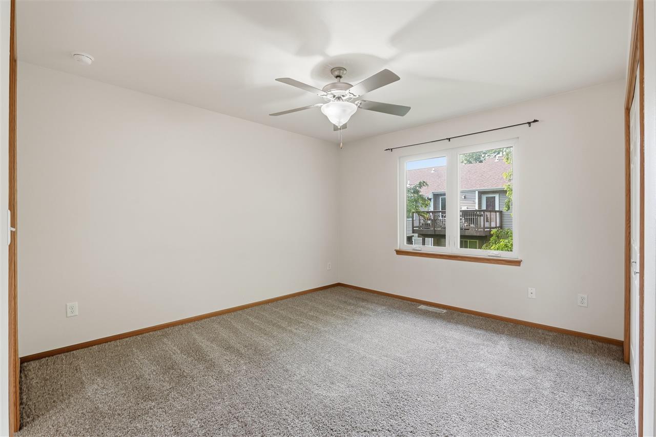 1009 Twilight Drive North Liberty IA 52317