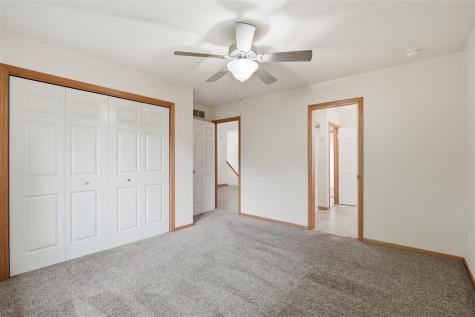 1009 Twilight Drive North Liberty IA 52317