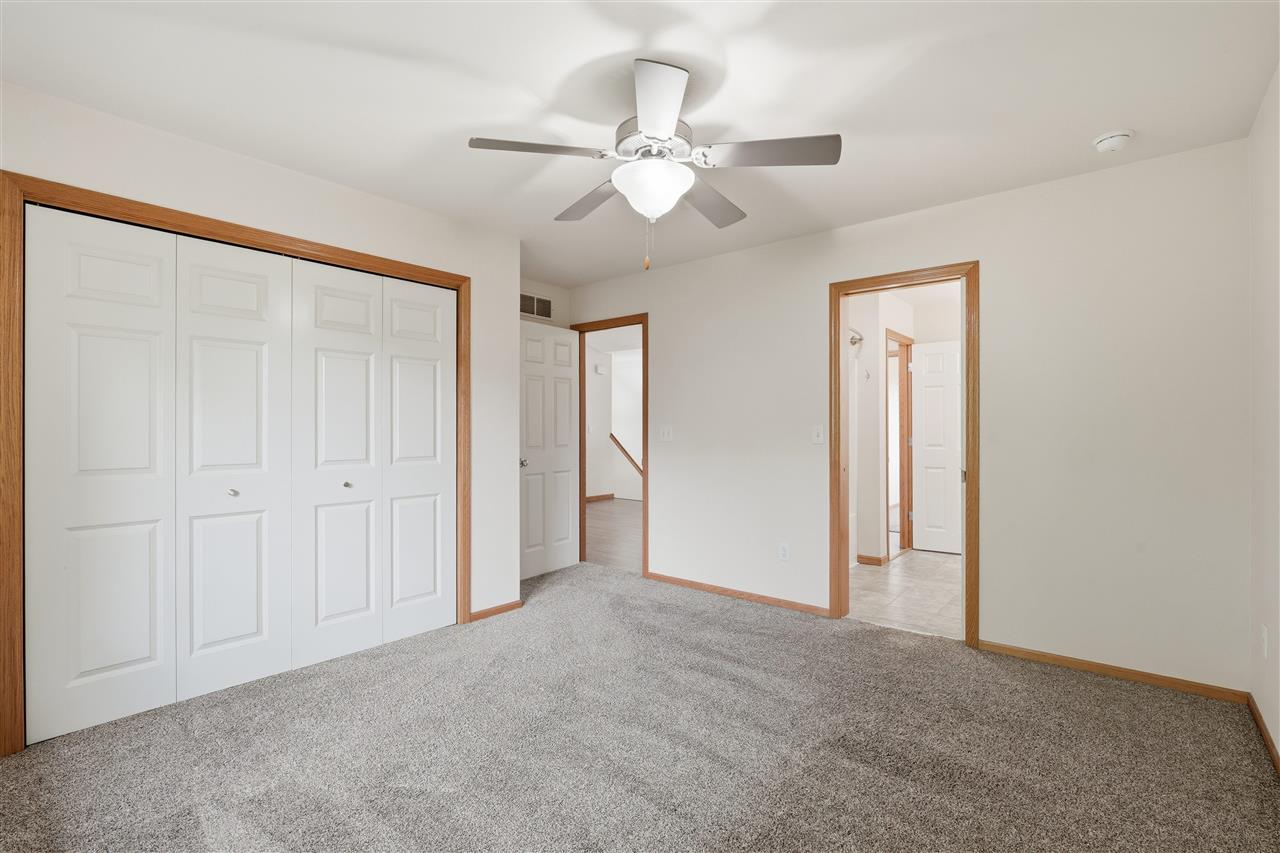 1009 Twilight Drive North Liberty IA 52317