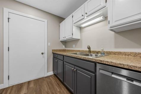 1011 Rochester Avenue Iowa City IA 52245