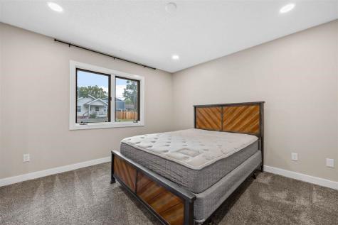 1011 Rochester Avenue Iowa City IA 52245