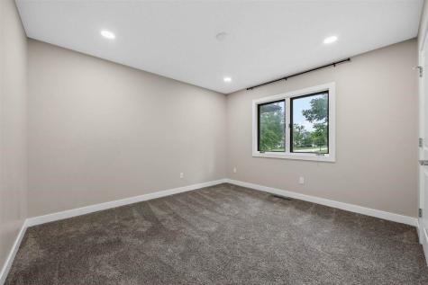 1011 Rochester Avenue Iowa City IA 52245