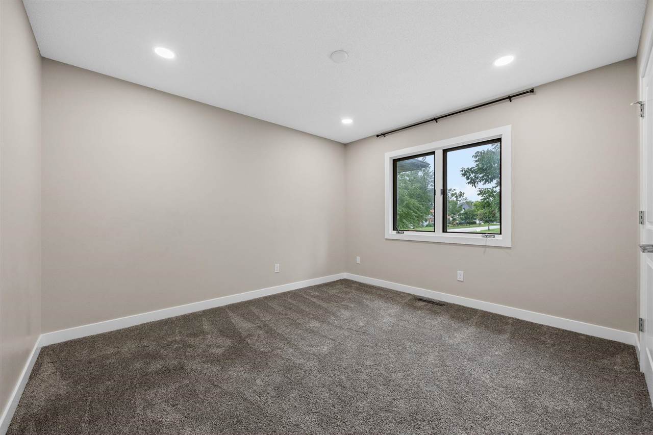 1011 Rochester Avenue Iowa City IA 52245