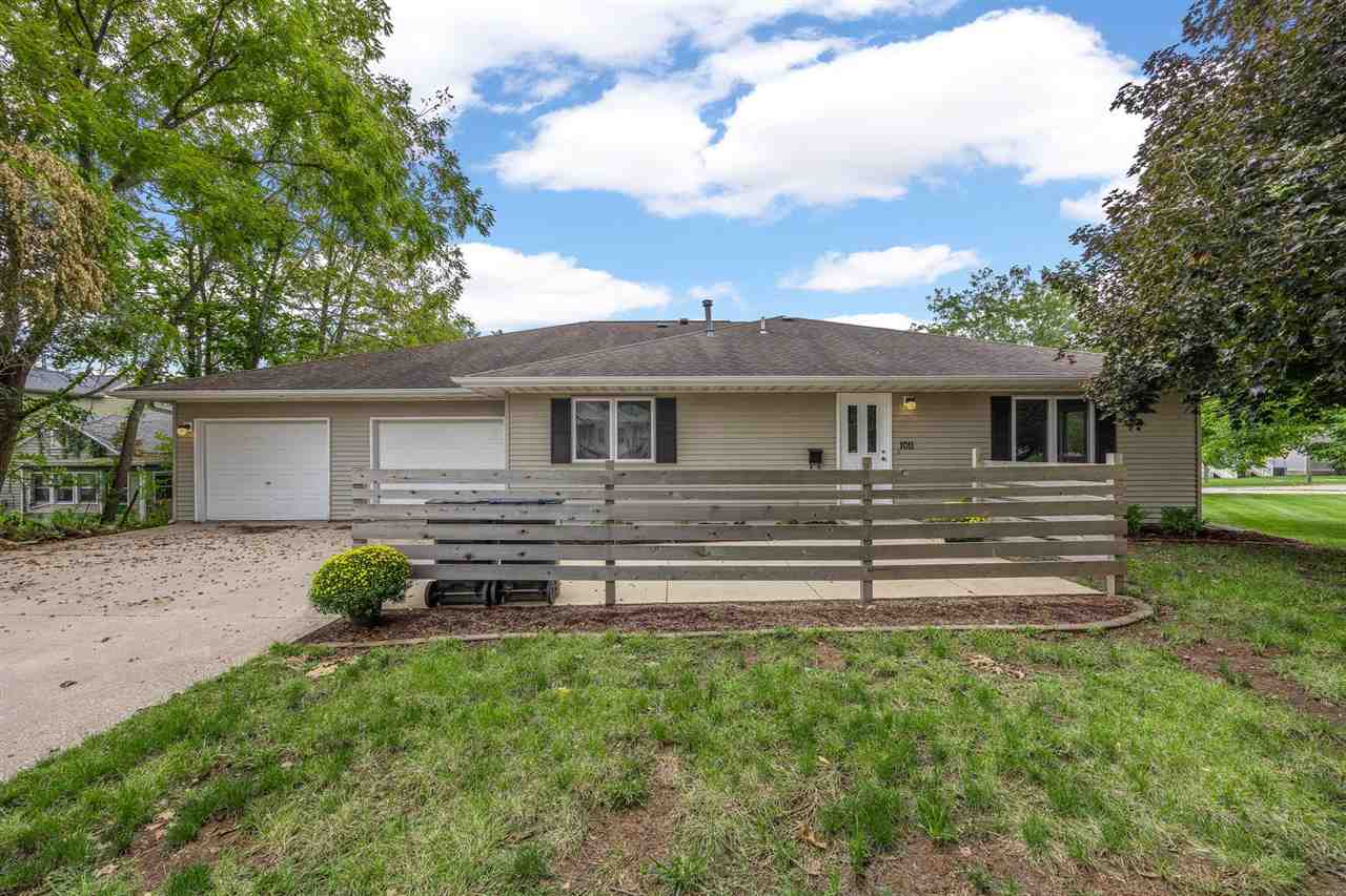 1011 Rochester Avenue Iowa City IA 52245