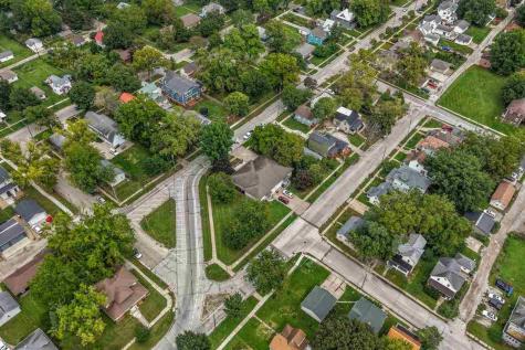 1011 Rochester Avenue Iowa City IA 52245