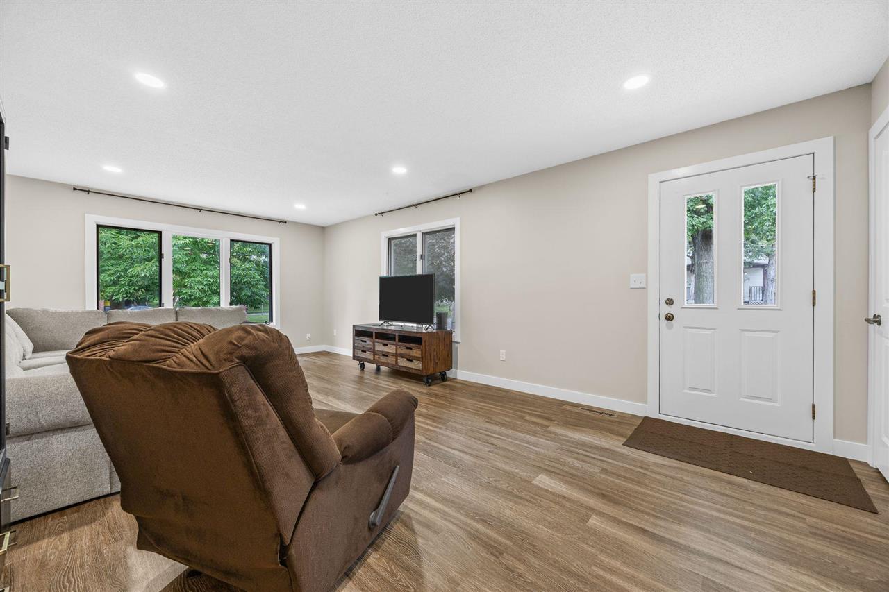 1011 Rochester Avenue Iowa City IA 52245