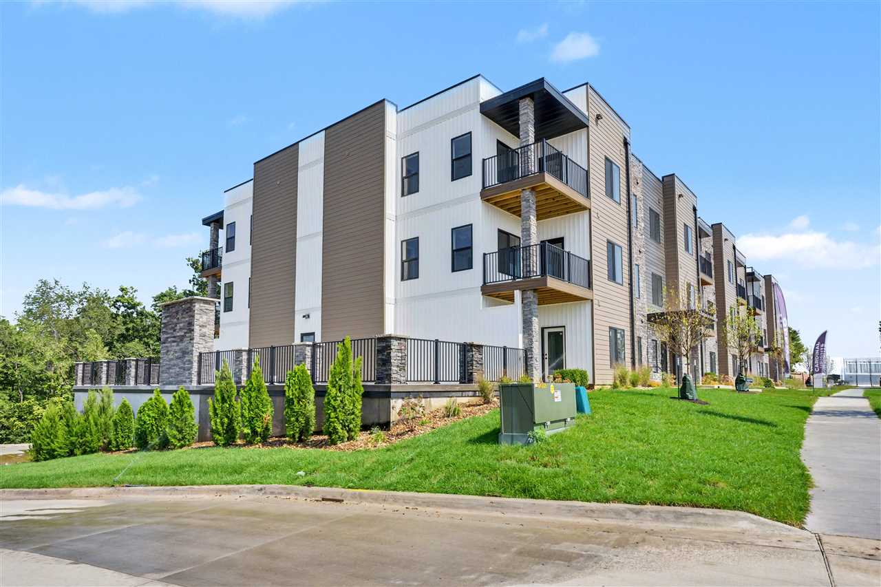 4428 Deer Creek Road Iowa City IA 52246
