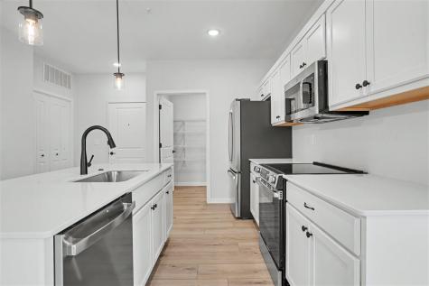 4428 Deer Creek Road Iowa City IA 52246