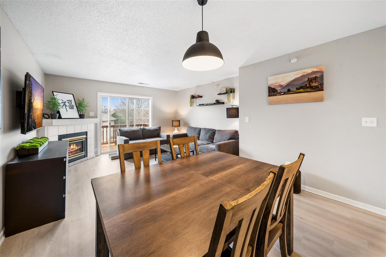 432 West Side Drive Iowa City IA 52246