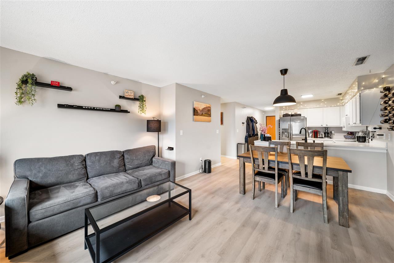432 West Side Drive Iowa City IA 52246
