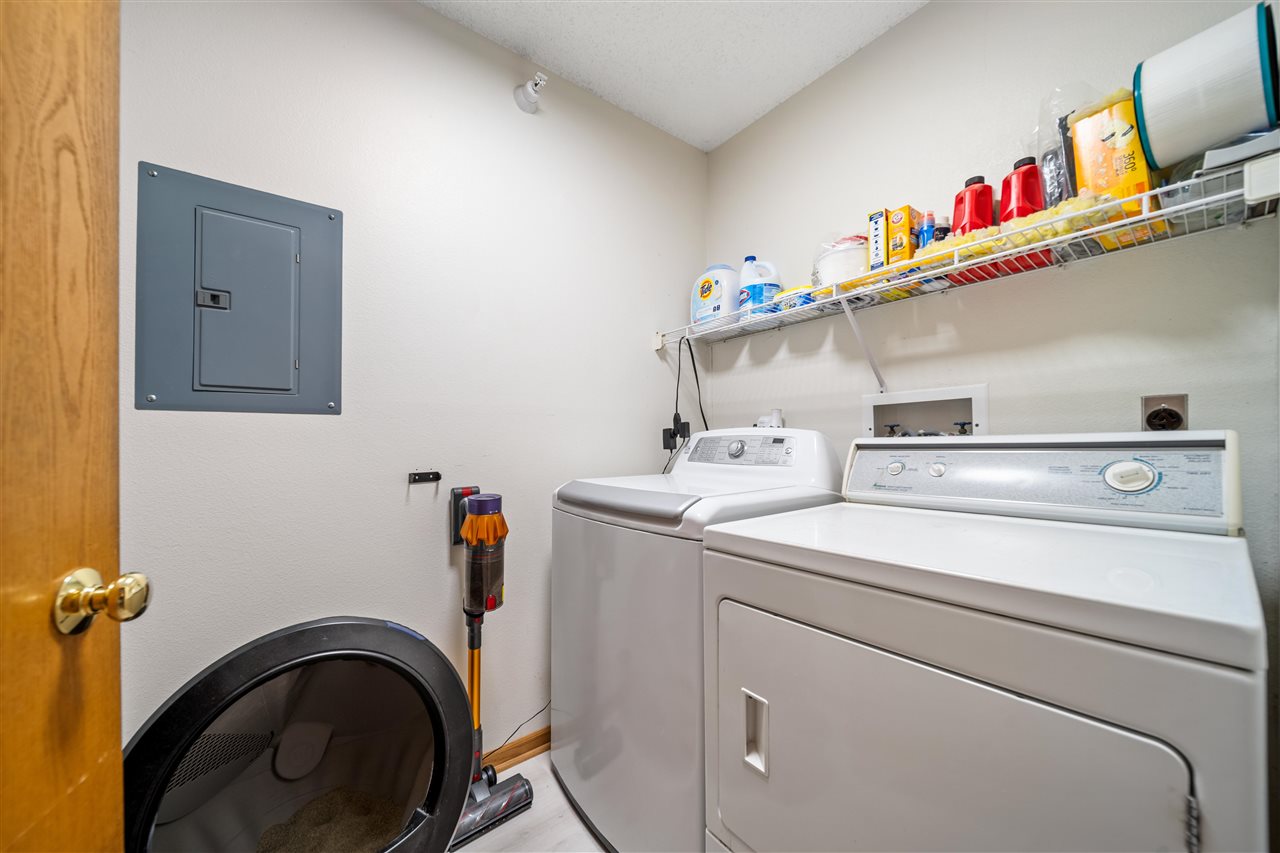 432 West Side Drive Iowa City IA 52246
