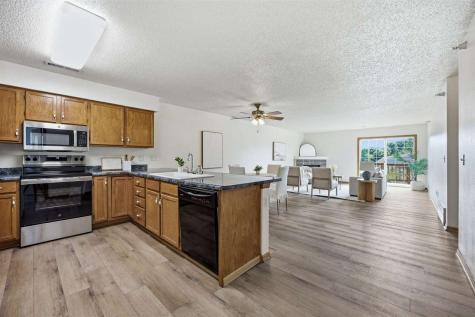 556 West Side Drive Iowa City IA 52246