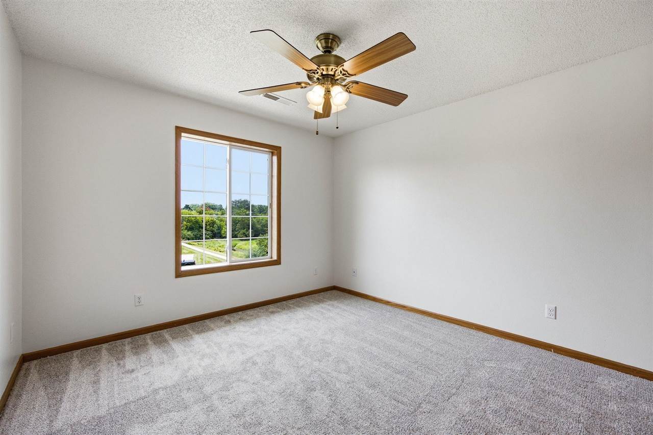 556 West Side Drive Iowa City IA 52246