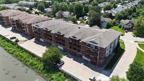 556 West Side Drive Iowa City IA 52246