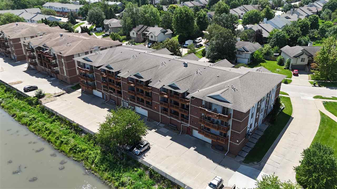 556 West Side Drive Iowa City IA 52246