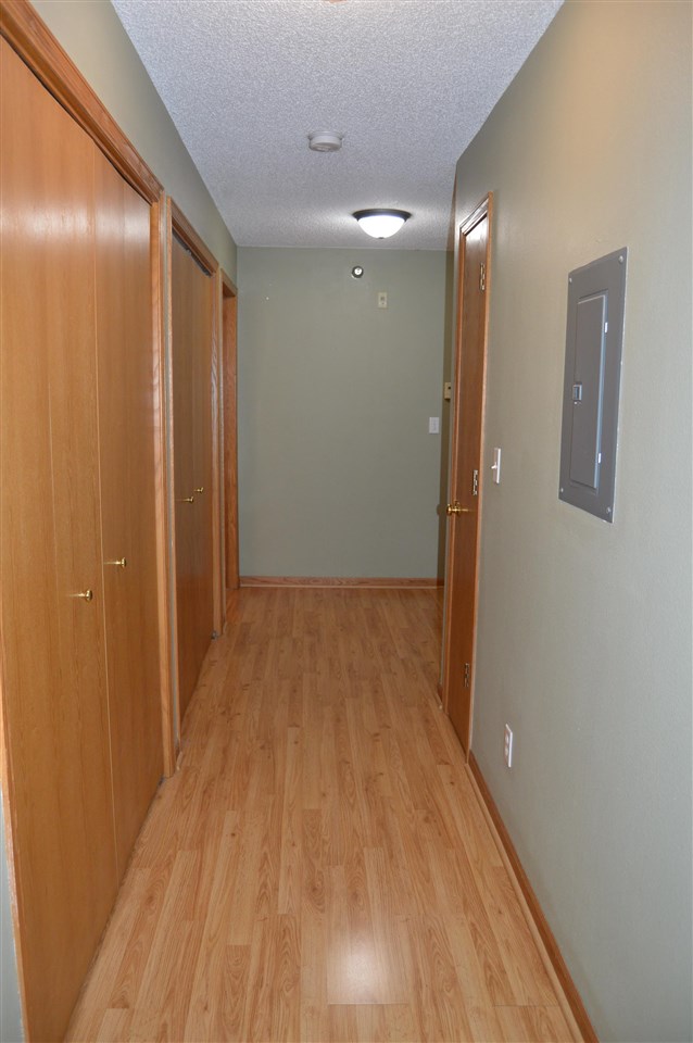 454 West Side Drive Iowa City IA 52246