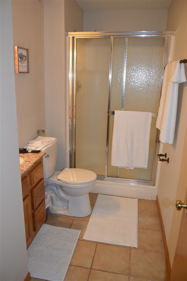454 West Side Drive Iowa City IA 52246