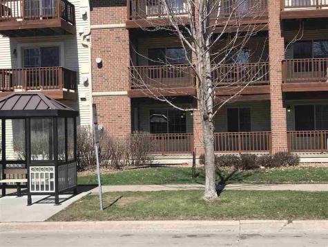 454 West Side Drive Iowa City IA 52246