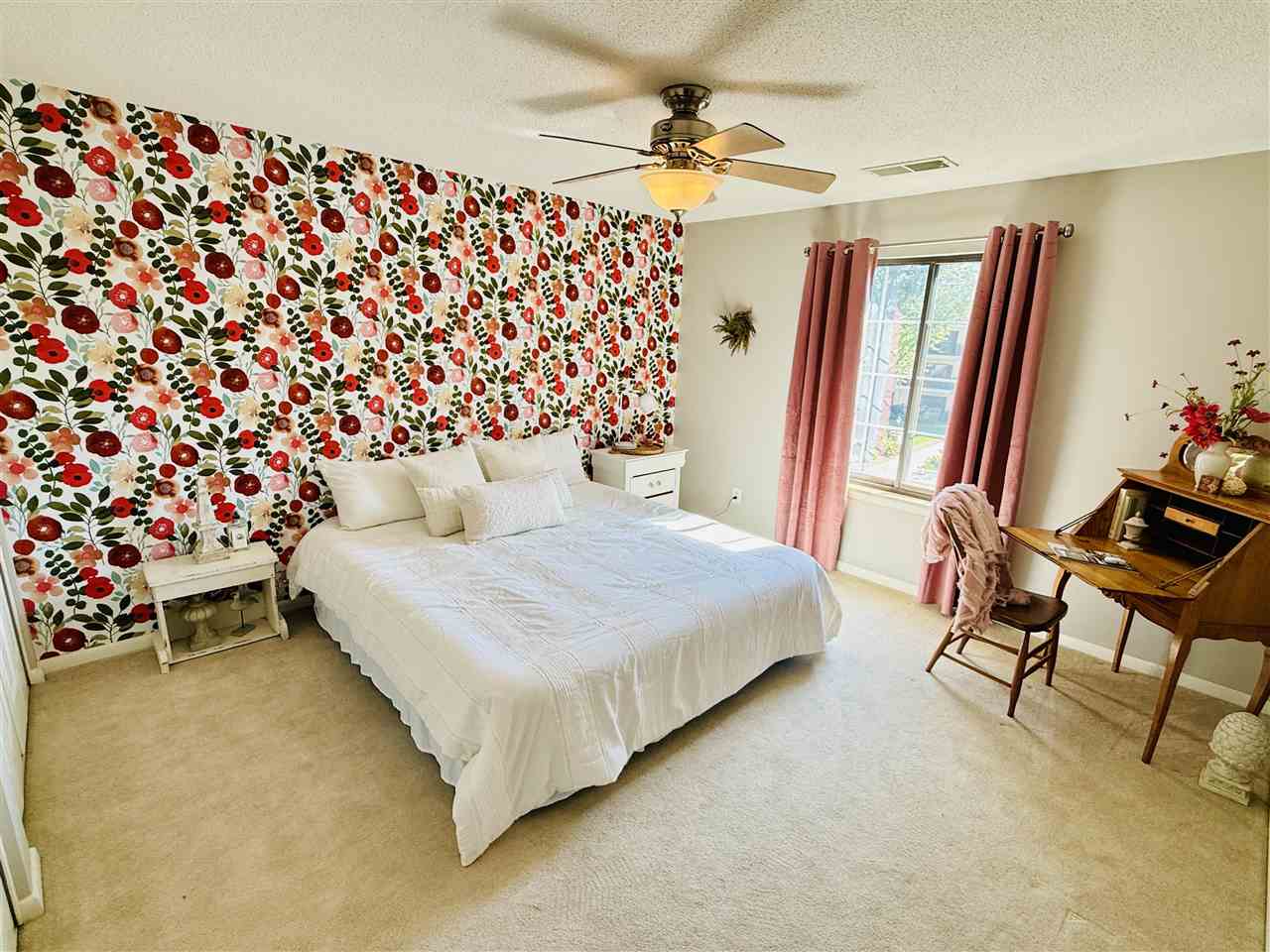 130 Thompson Drive SE Cedar Rapids IA 52403