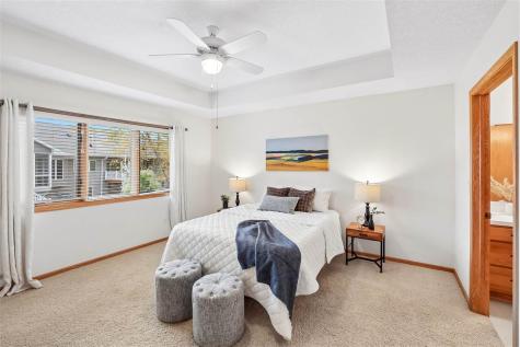 1502 Somerset Lane Iowa City IA 52240