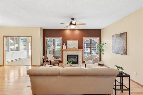 1502 Somerset Lane Iowa City IA 52240