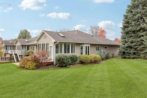 1502 Somerset Lane Iowa City IA 52240
