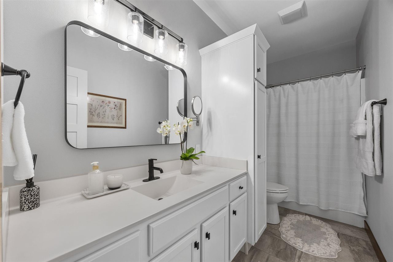 1307 High Country Place Coralville IA 52241