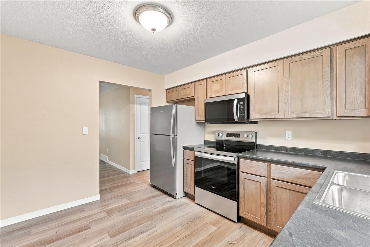 1911 Taylor Drive Iowa City IA 52240-9149