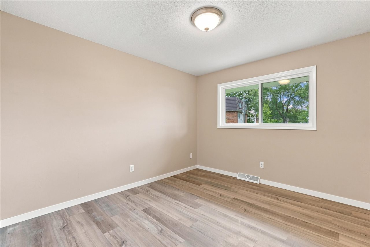 1911 Taylor Drive Iowa City IA 52240-9149