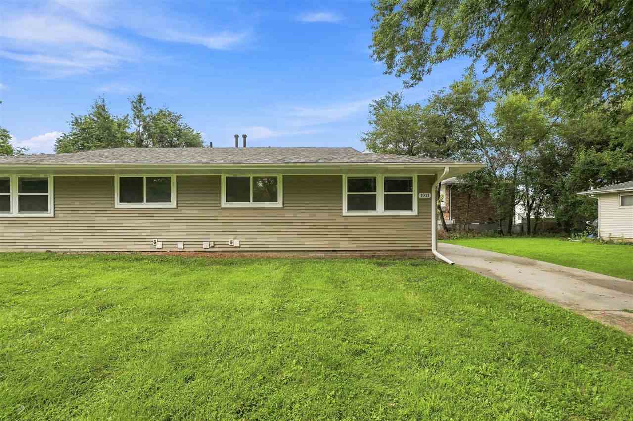 1911 Taylor Drive Iowa City IA 52240-9149