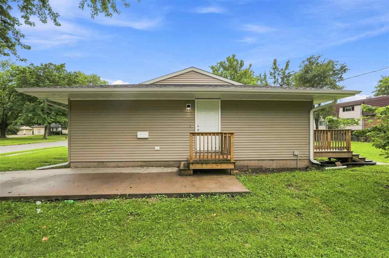 1911 Taylor Drive Iowa City IA 52240-9149