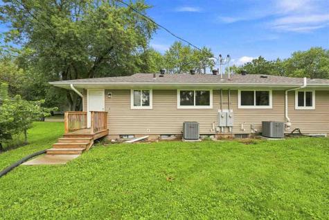 1911 Taylor Drive Iowa City IA 52240-9149