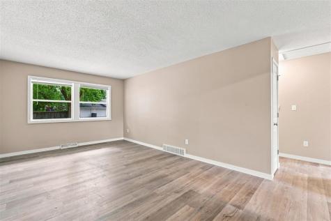 1911 Taylor Drive Iowa City IA 52240-9149