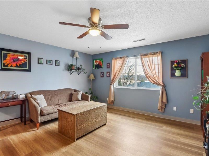 930A Boston Way Coralville IA 52241