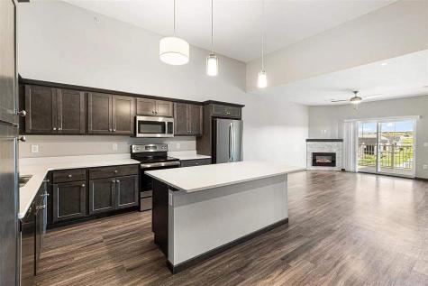 2873 Spring Rose Circle Coralville IA 52241