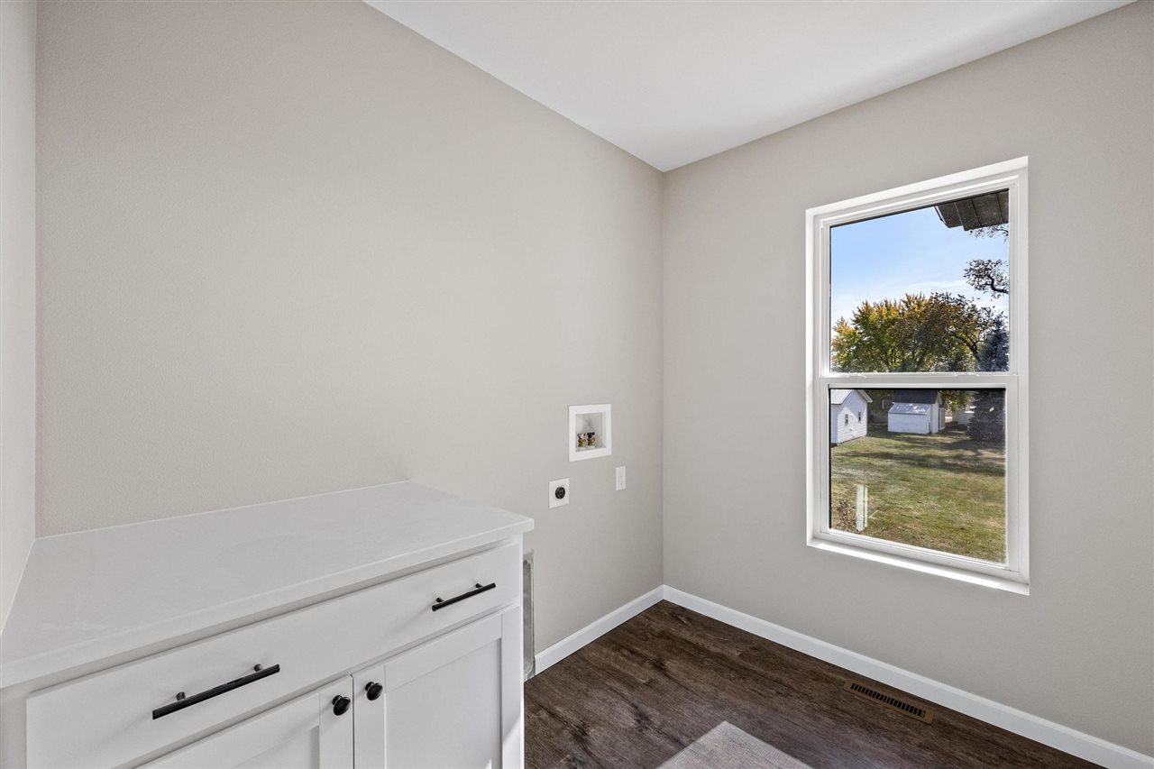 105 Alliance Drive Tipton IA 52772